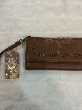 Sam & Hadley Brown Embossed Studded Wristlet Clutch